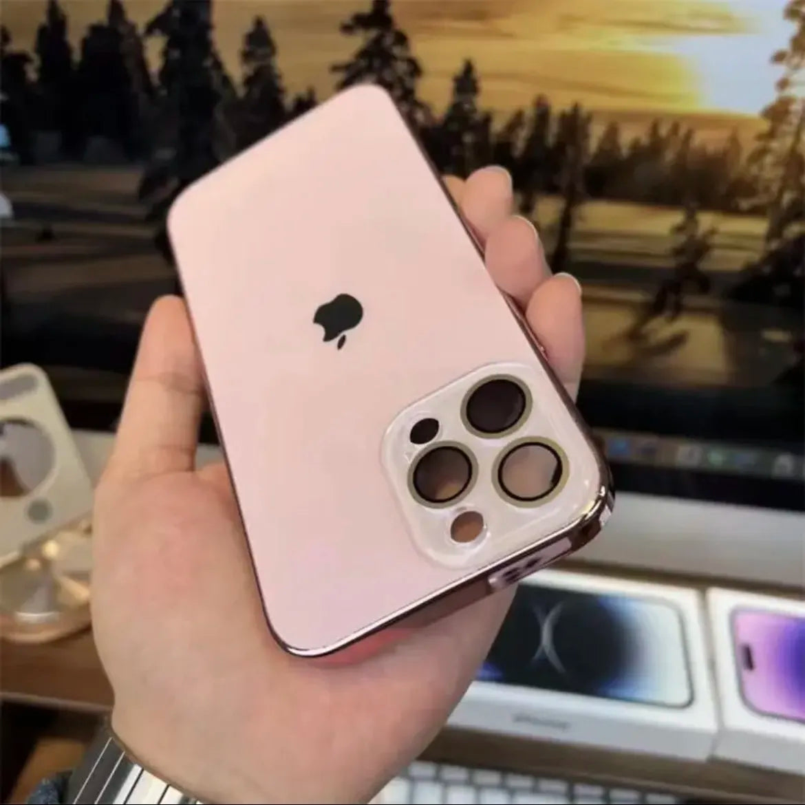Brehn | Galvanisiertes Mattes Acryl Gehärtetes Glas iPhone Schutzhülle