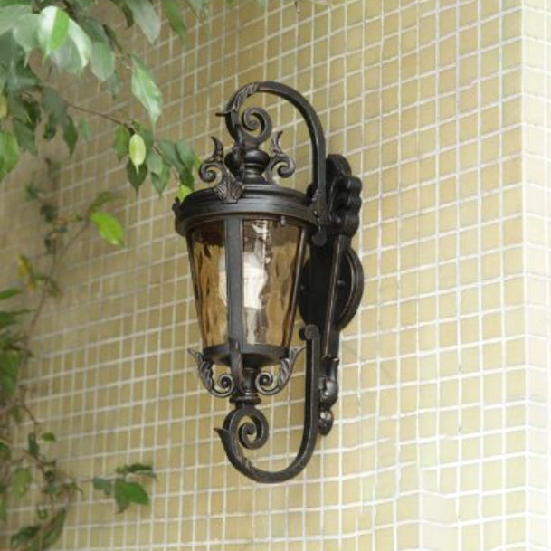 Traditionelle europäische wasserdichte Aluminium-Glas-Zylinder 1-Licht Wandleuchte für den Außenbereich | Brehn