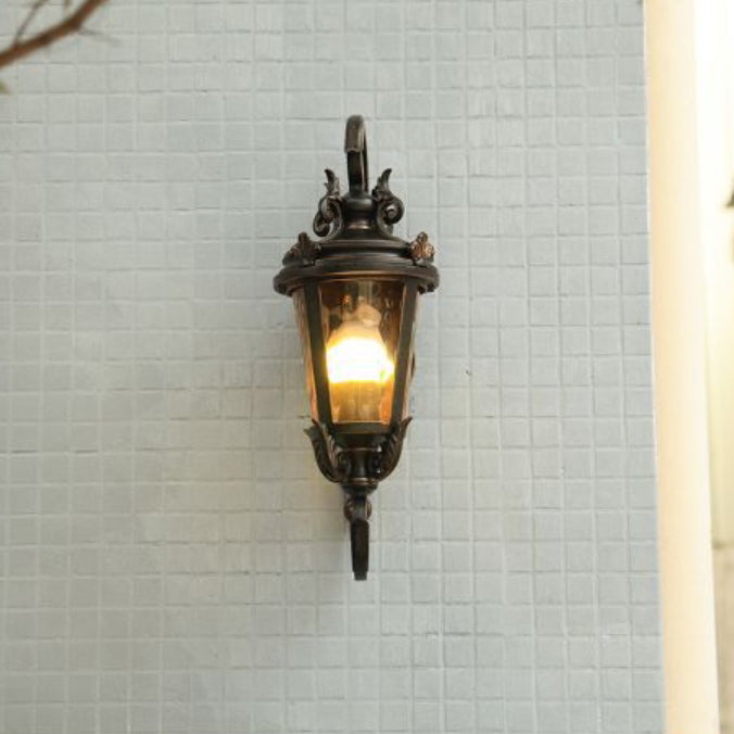 Traditionelle europäische wasserdichte Aluminium-Glas-Zylinder 1-Licht Wandleuchte für den Außenbereich | Brehn