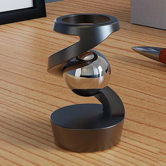Kinetic Desk Sculpture | Brehn