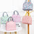 Stylische Blumen isolierte Lunch Tasche