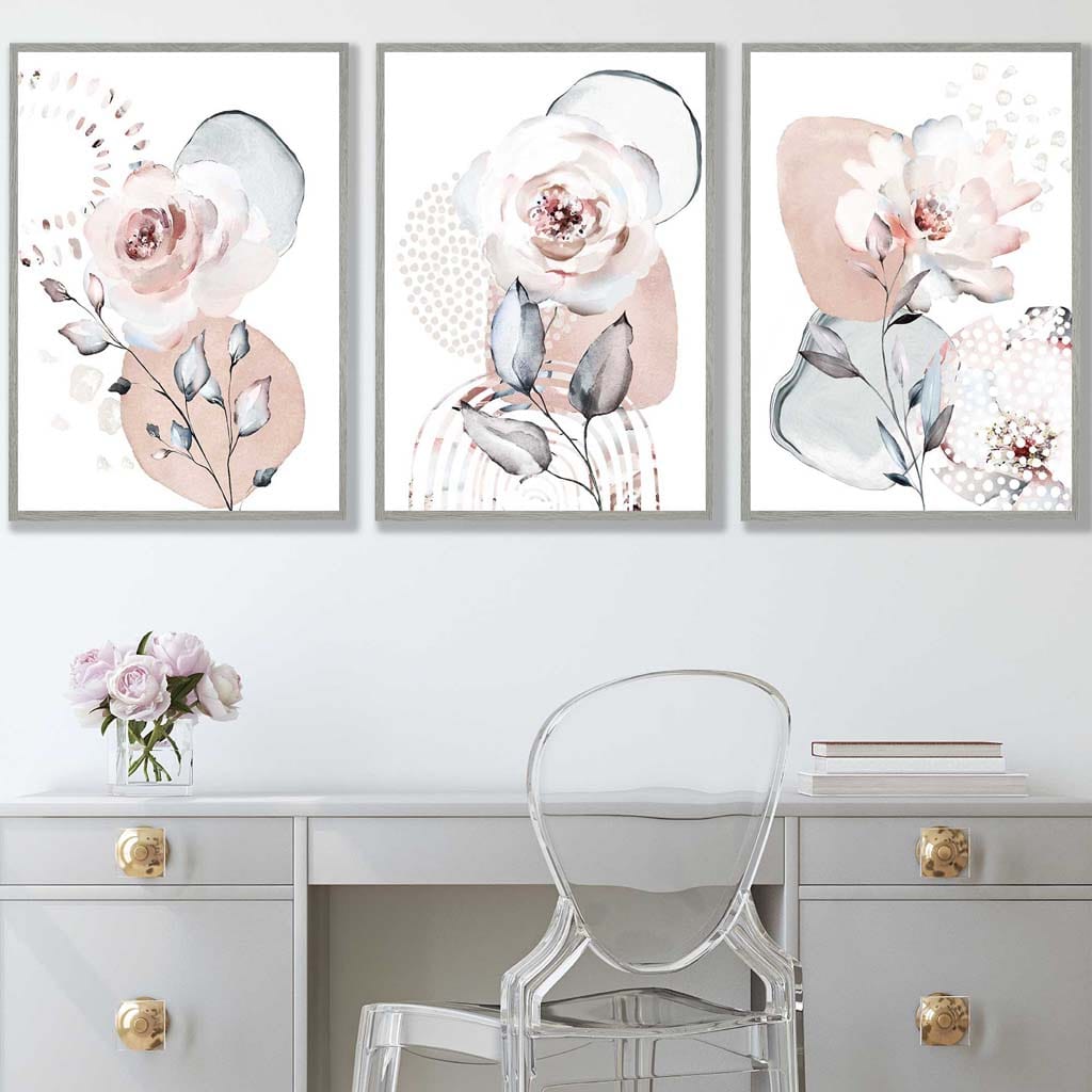 Abstrakte Kunstdrucke mit Blumen in Rosa und Grau