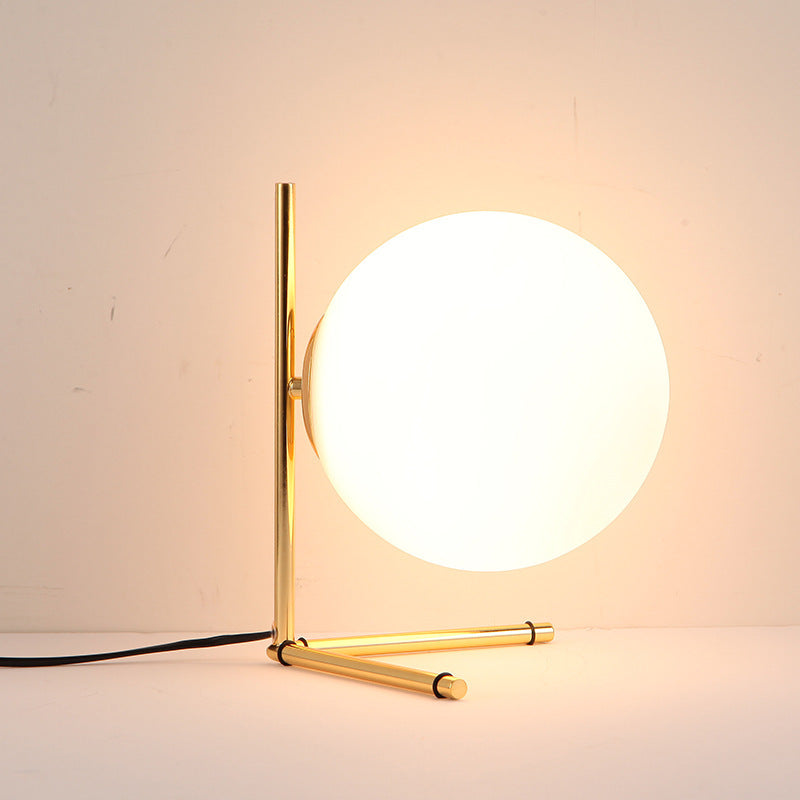 Moderne Tischlampe