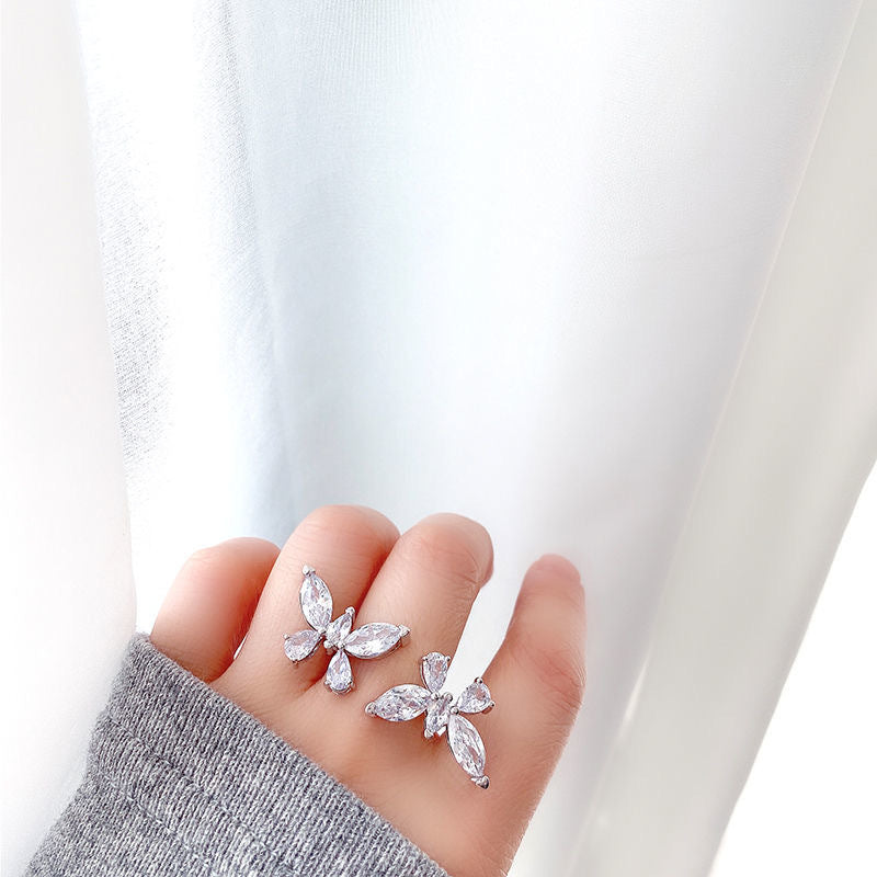 Elegante von Schmetterlingen inspirierte verstellbare Ring Brehn