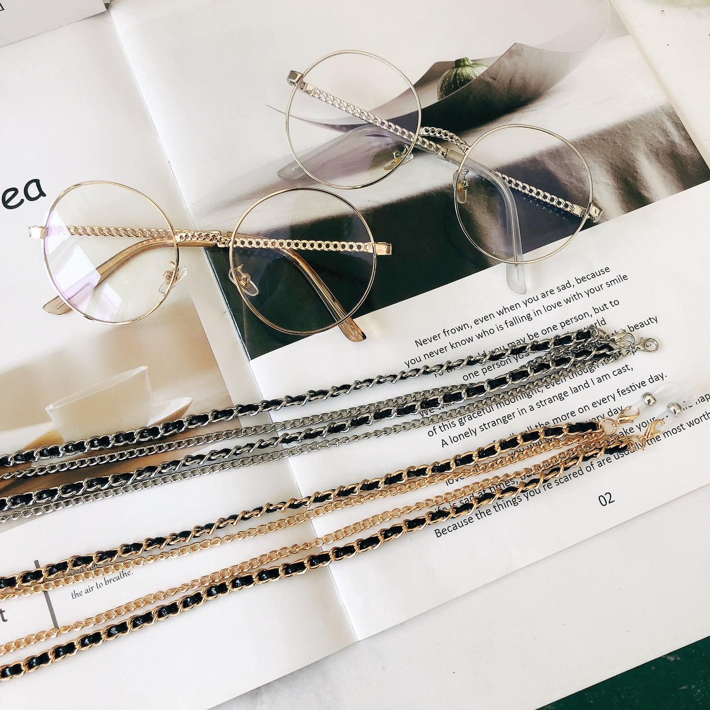 Stylische Ketten-Brillenhalter Brehn