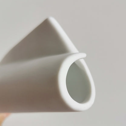 Zeitgenössische geometrische Keramik Vase Brehn
