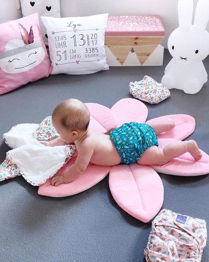 Plüsch-Blütenblatt Baby-Spielmatte für Bauchzeit und Kinderzimmer Fußkissen