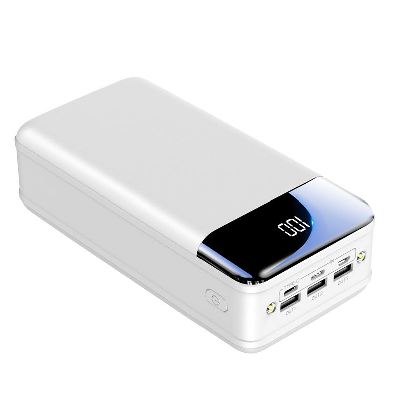 Hochleistungs-Powerbank mit Intelligenter LED-Anzeige und Mehreren Ladeanschlüssen Brehn