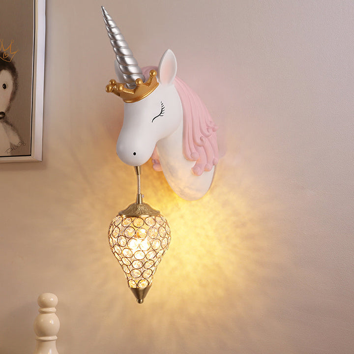 Brehn | Resin Eenhoorn Wandlamp Cartoon Enkel-Lamp Wandverlichting Fixture met Kristallen Kap