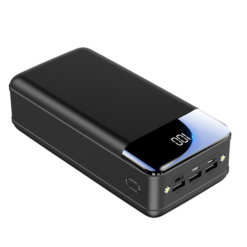 Hochleistungs-Powerbank mit Intelligenter LED-Anzeige und Mehreren Ladeanschlüssen Brehn