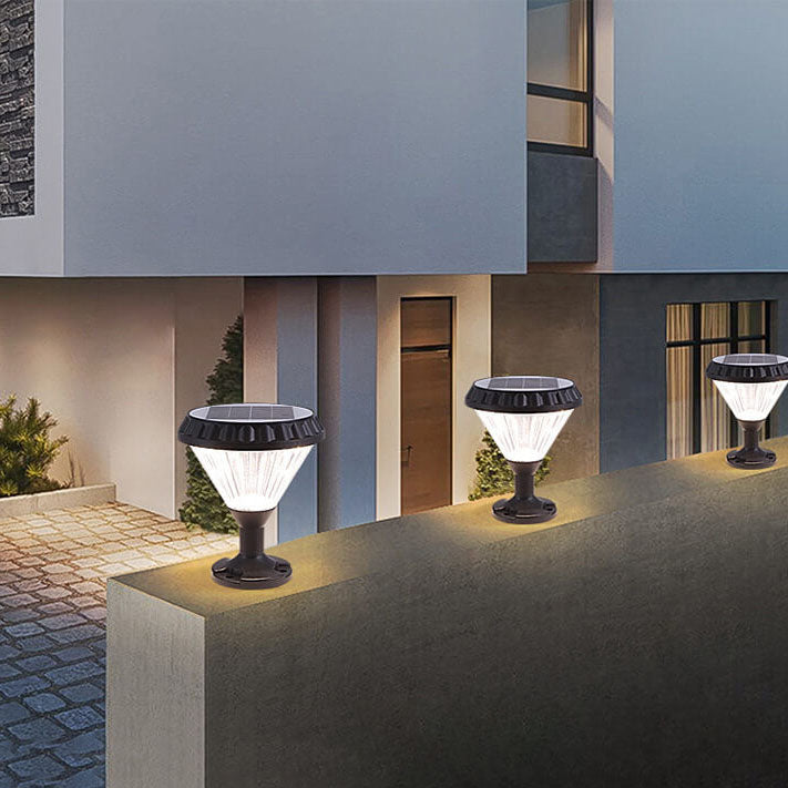 Modernes schwarzes Solar-Druckguss-Aluminium-Glas-Außen-Patio-Wasserdicht-Säulen-Hochlicht | Brehn