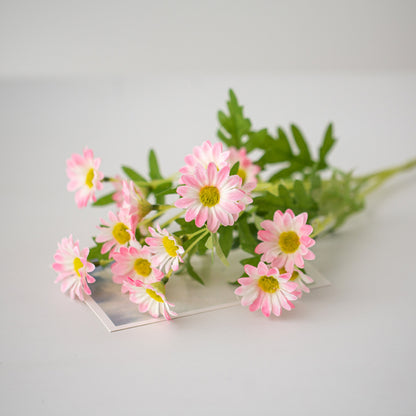 Lebensnahe Daisy Blumenspross