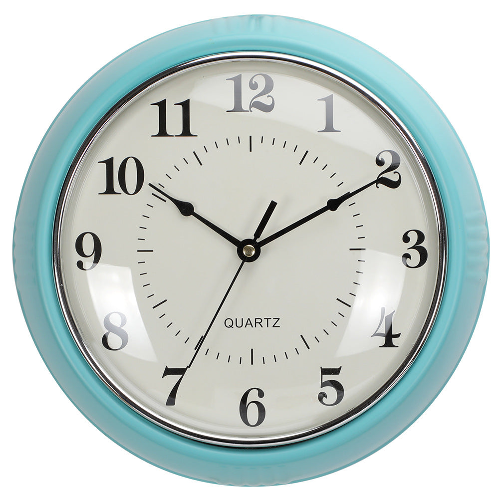 Wanduhr im eleganten Minimalismus Brehn
