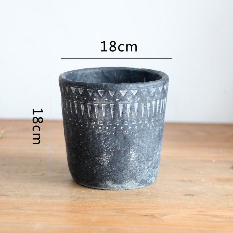 Eleganter Dekorationsübertopf aus hochwertigem Beton Brehn