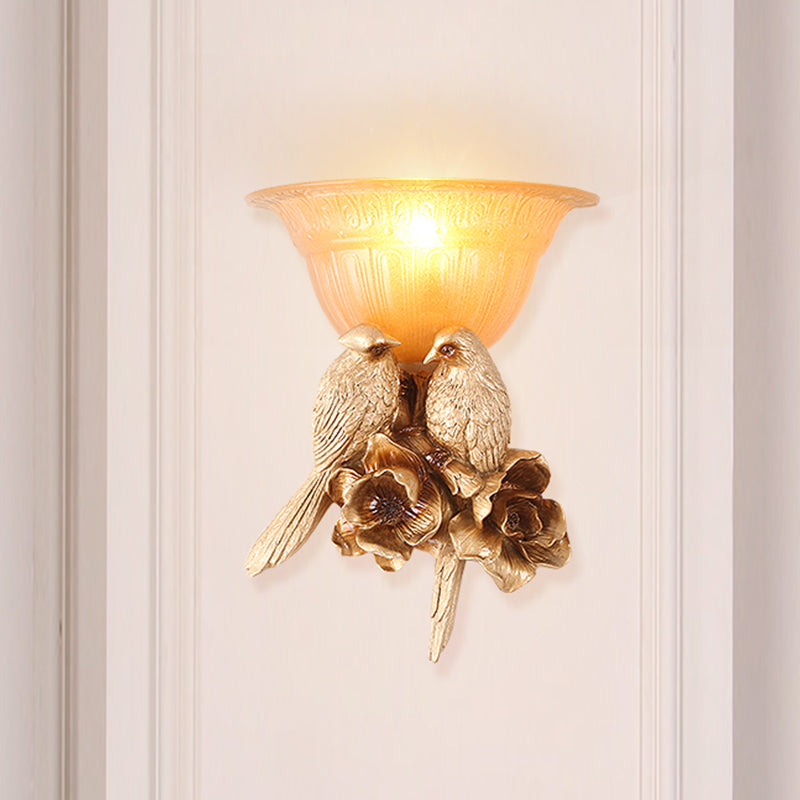 Brehn | Frosted Glass Flared Wall Light Fixture Antique 1 Light Flur Wandleuchte mit Gold Vogel Dekoration