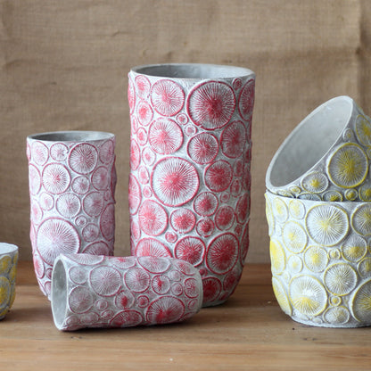 Dekorative Blumenvase aus keramik mit Reliefstruktur Brehn