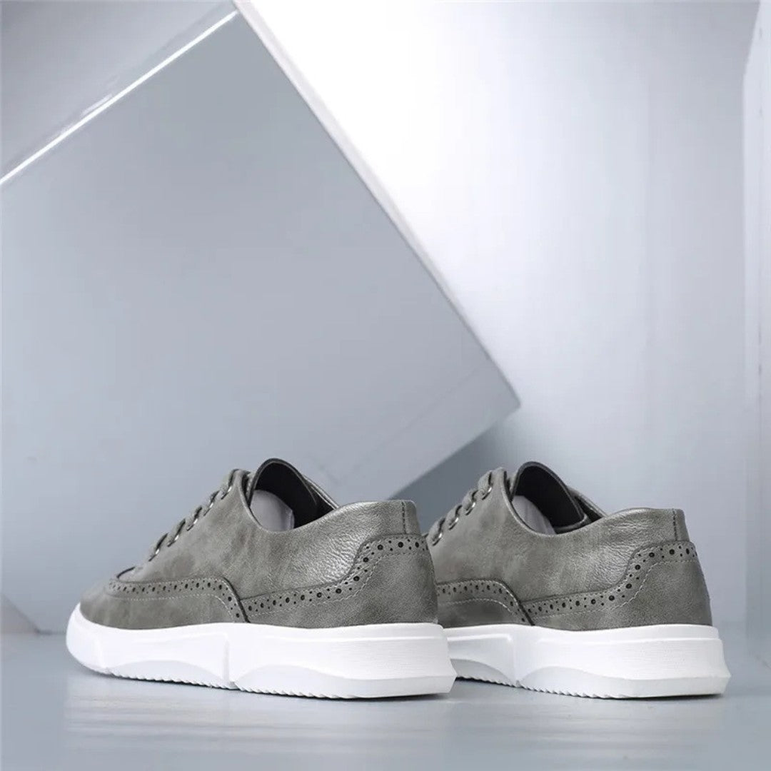 Leder Brogue Sneaker mit Gummisohle