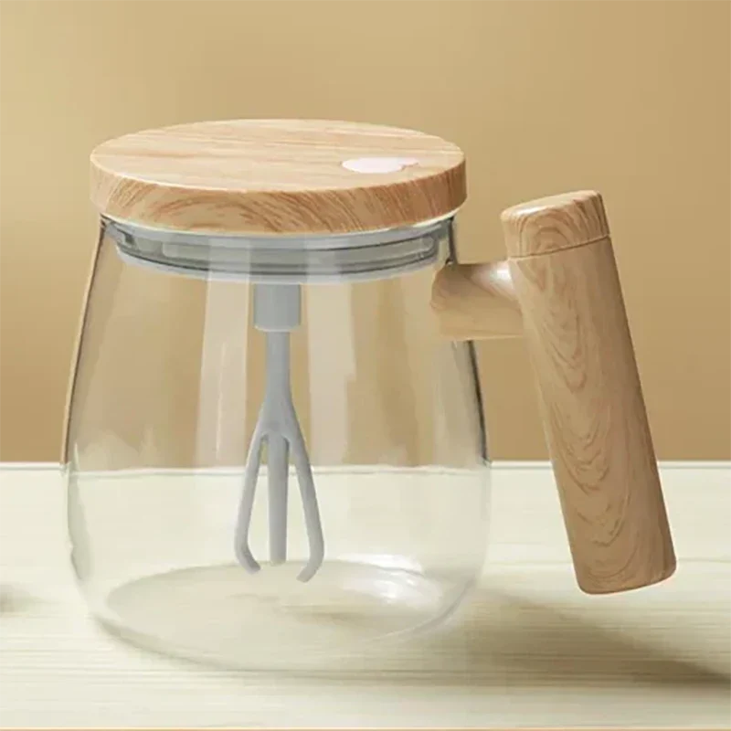 Selbstumrührender Kaffeebecher