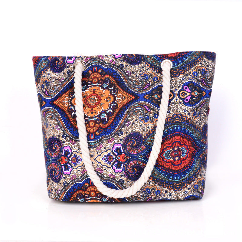 Modische Strandtasche mit Ethno-Muster Brehn