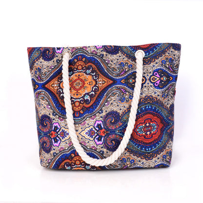 Modische Strandtasche mit Ethno-Muster Brehn