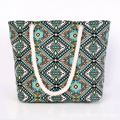 Modische Strandtasche mit Ethno-Muster Brehn
