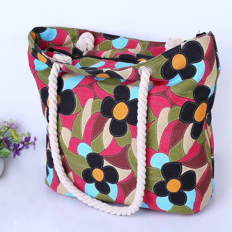 Große und Farbenfrohe Strandtasche mit Blumenmuster Brehn
