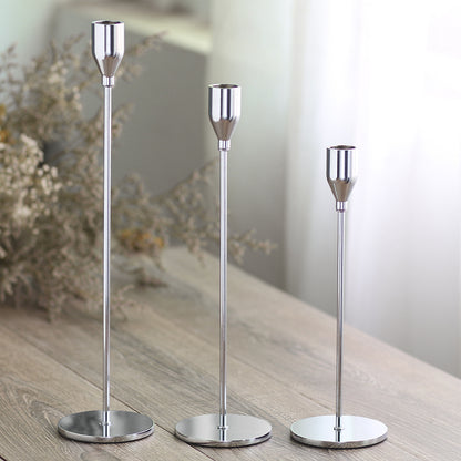 Slim Sculptural Metal Taperkerzenhalter Set für Tischdeko-Mittelstücke Brehn