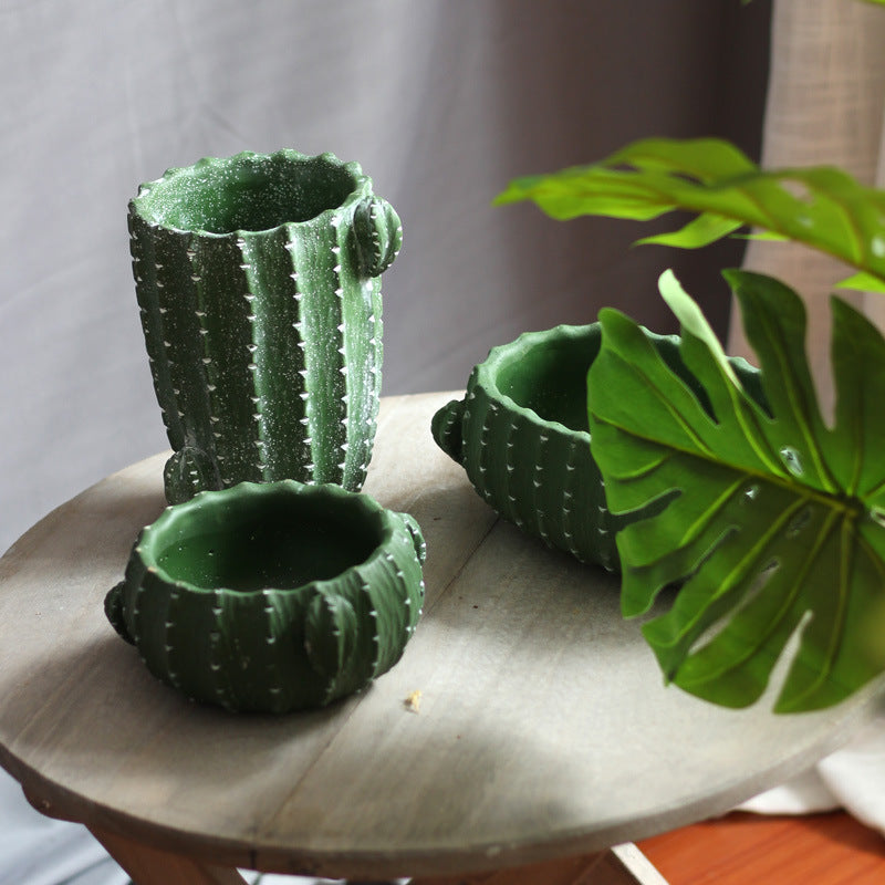 Dekorativer Blumentopf in Kaktus-Form Brehn