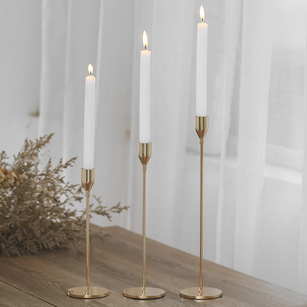Slim Sculptural Metal Taperkerzenhalter Set für Tischdeko-Mittelstücke Brehn