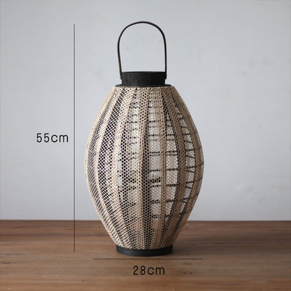 Elegante Stehlampe im zeitgenössischen Stil Brehn
