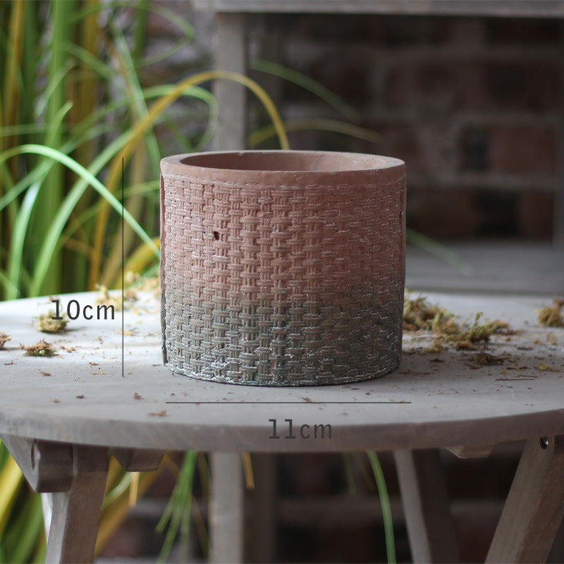 Dekorativer Blumentopf mit geflochtenem Design Brehn