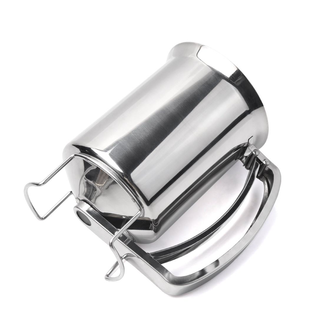 Edelstahl Teigportionierer mit Präzisem Ausguss, Ergonomischem Griff und Standfuß Brehn