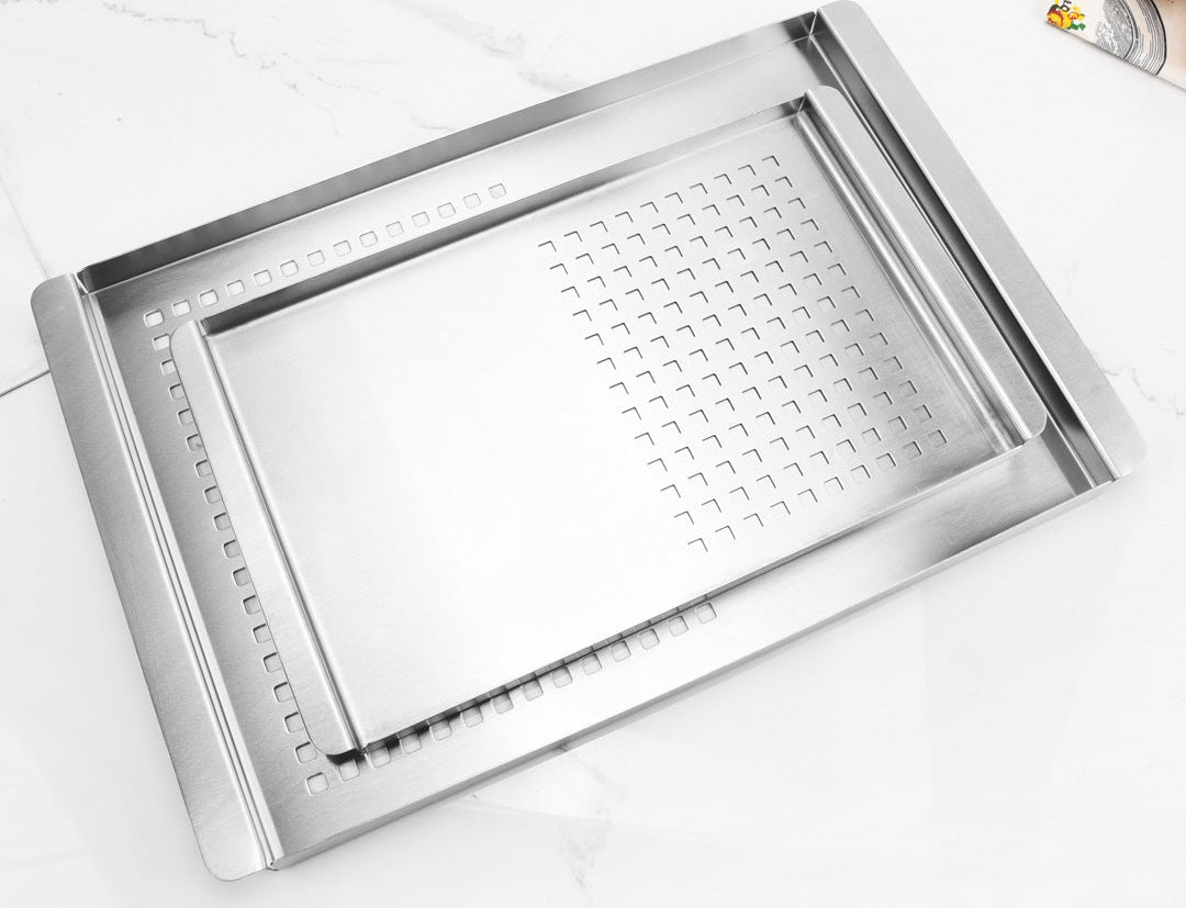 Perforiertes Edelstahl Brat- und Grillblech mit Fettablauf und Erhöhtem Griff Brehn