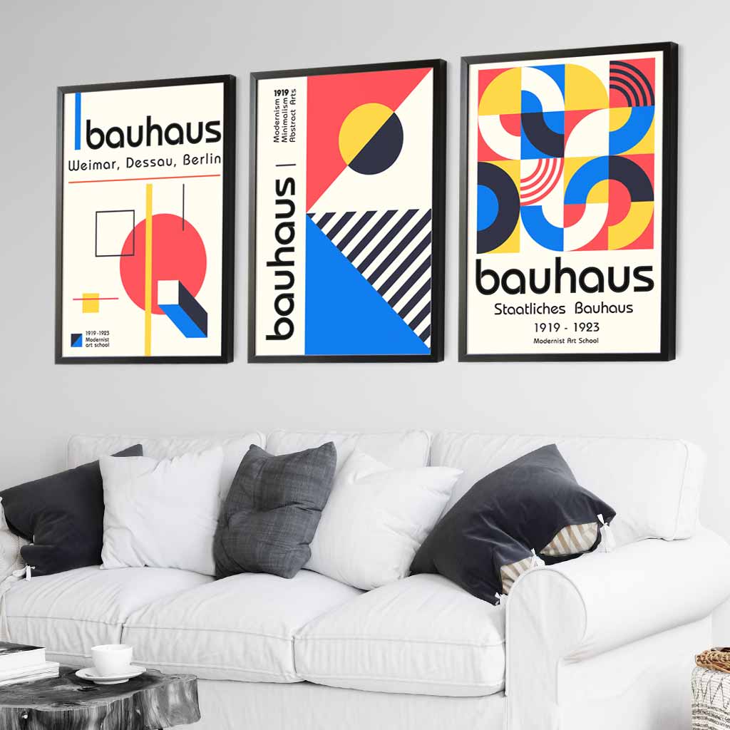 Bauhaus-Muster, rot, blau und gelb, geometrisches Design, 3-teiliges Set gerahmter Kunstdrucke