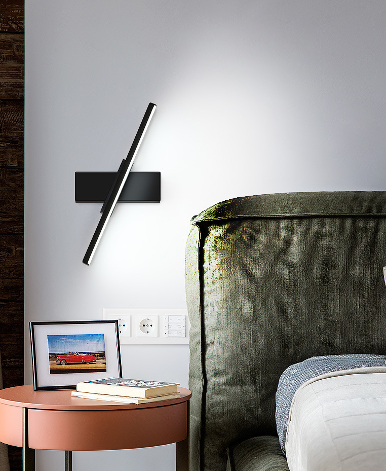 Reguläre moderne Wandleuchte LED Metall Nachttischlampen mit drehbarem Kopf | Brehn