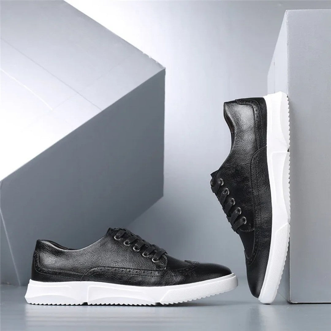 Leder Brogue Sneaker mit Gummisohle