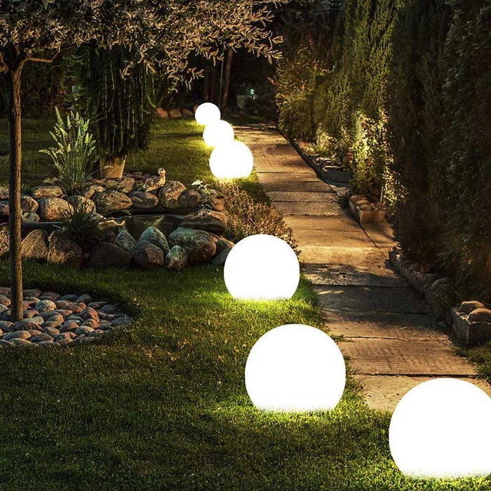 Brehn | Kugelförmige Gartenbeleuchtung - GlowSphere