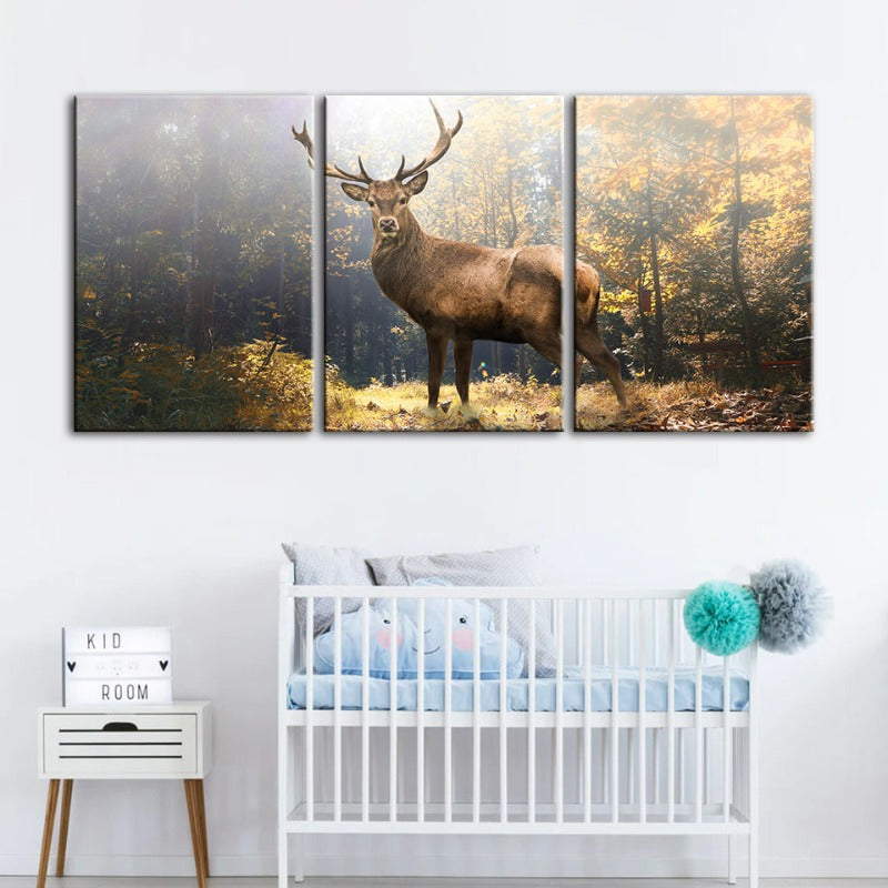 Majestätischer Hirsch im Wald - Canvas Wandkunst Gemälde 3 Teile