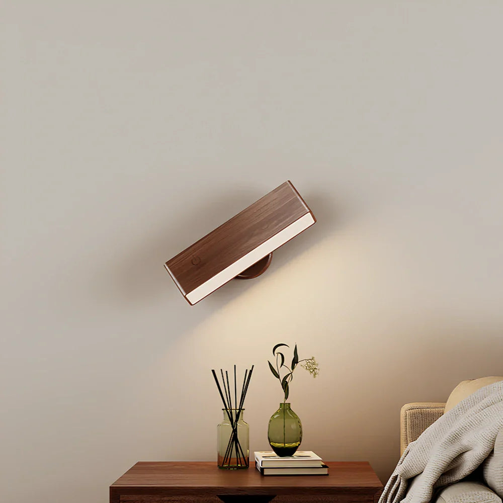 Pivot Motion Spot Light | Brehn