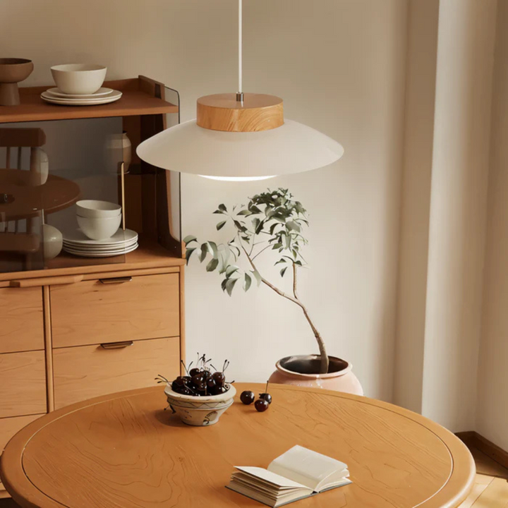 Brehn | Skandinavische Design Pendelleuchte für den Esstisch in Creme
