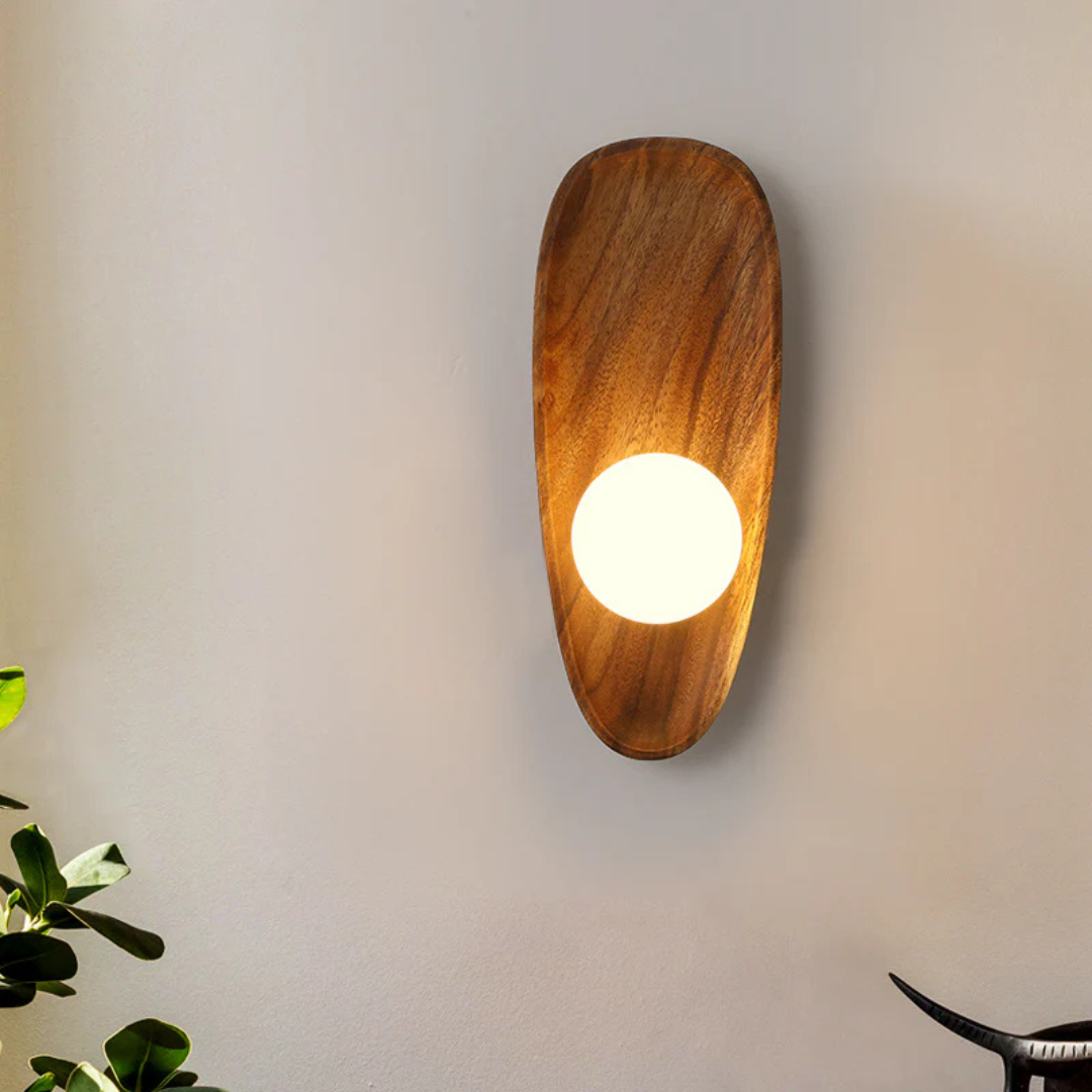 Brehn | Natürliche Holz LED Wandlampe