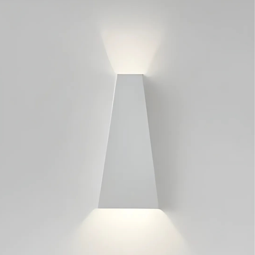 Brehn | Minimalistische LED-Wandlampe
