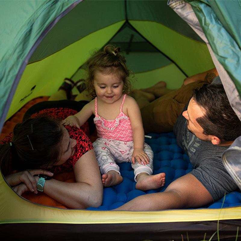 Campingteppich mit Luftmatratze | Brehn