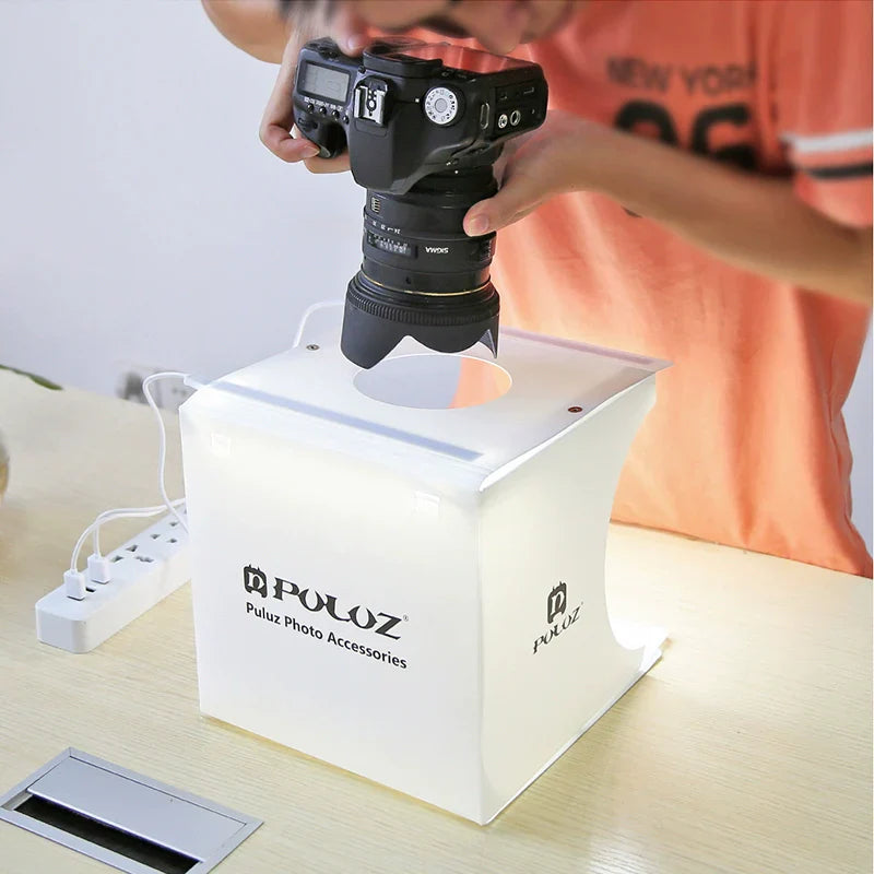 Brehn | 23cm Mini Foto Studio Lichtbox mit sanftem Licht für atemberaubende Schmuck- und Produktaufnahmen