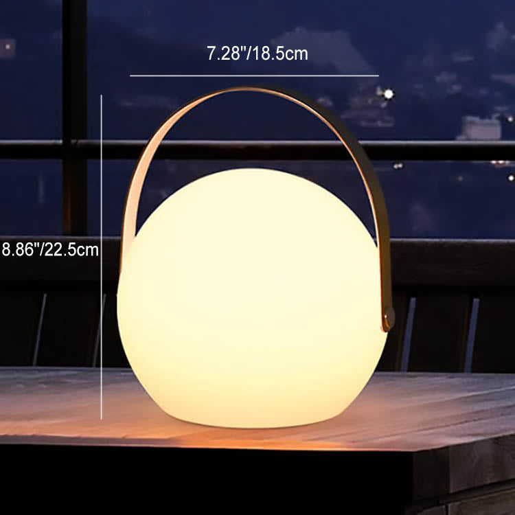 Runde, quadratische LED-Tischleuchte aus Kunststoff für die Terrasse