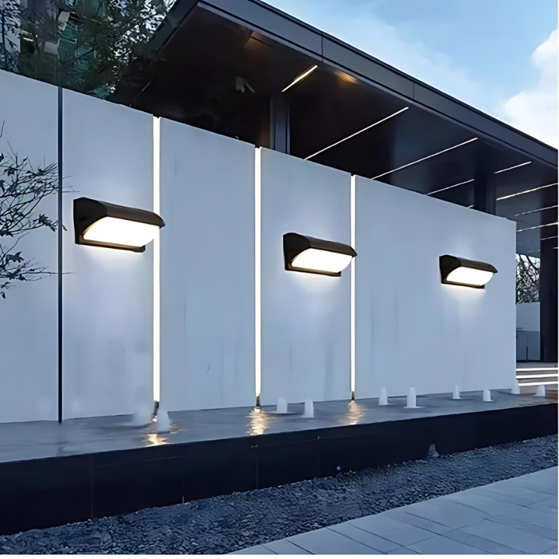 Outdoor LED Bewegungsmelderlicht mit IP65 Schutz und energieeffizientem Design