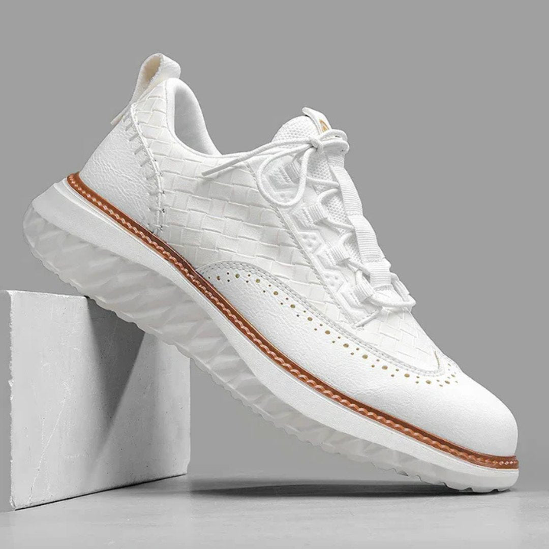 Gewebte Leder-Sneaker mit Brogue-Details und kontrastierender Sohle