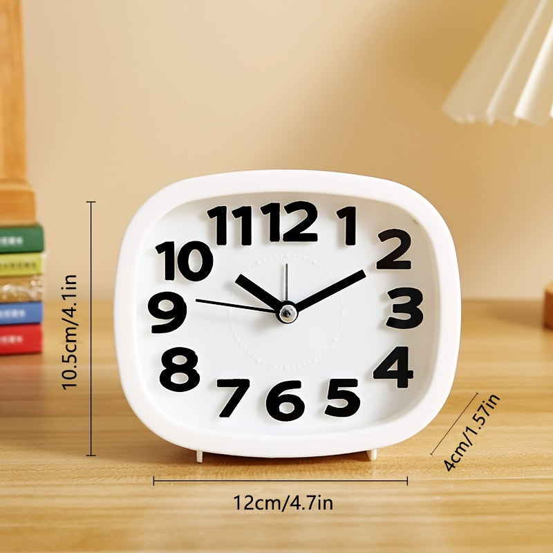 Stilvolle kompakte quadratische Uhr mit 3D-Design für moderne Dekoration | Brehn