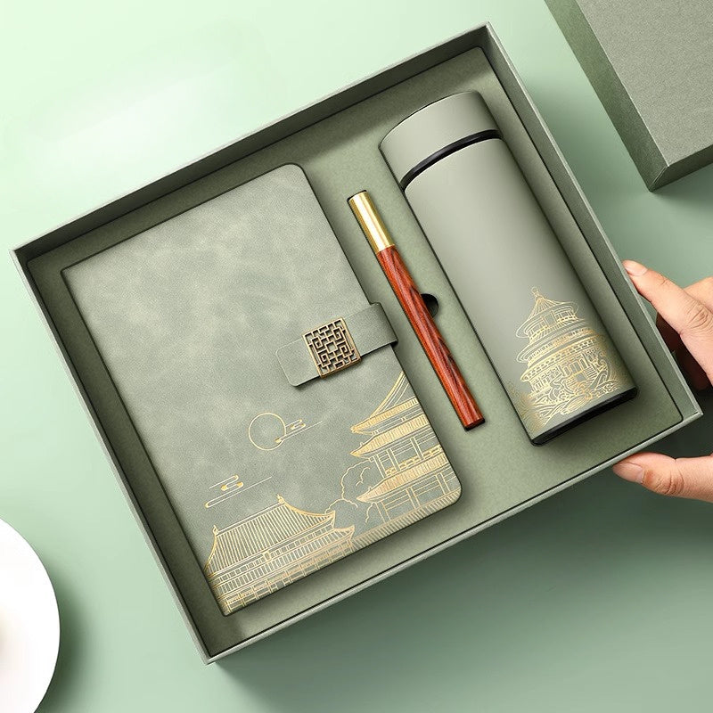 Imperia Luxe Geschenkeset – Notizbuch, Thermosflasche und Stift in Geschenkbox | Brehn