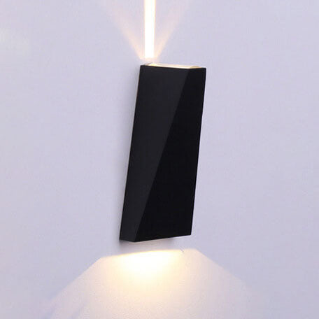 Einfaches trapezförmiges wasserdichtes LED 2-Lampen-Wandlicht | Brehn